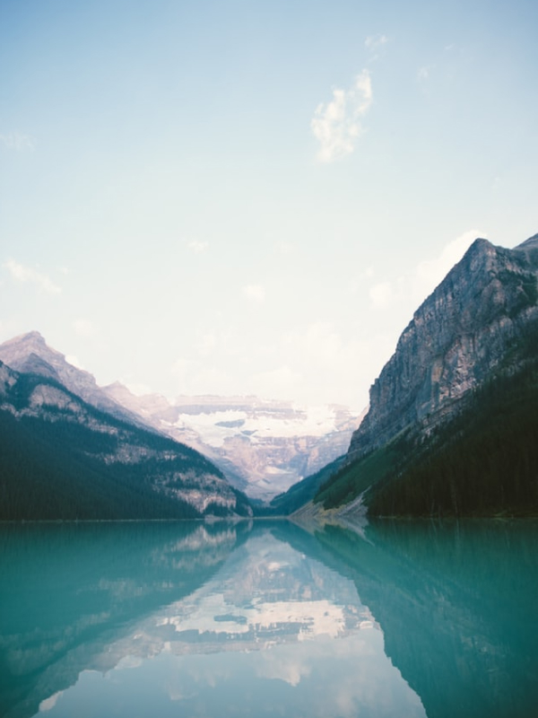 lake louise image